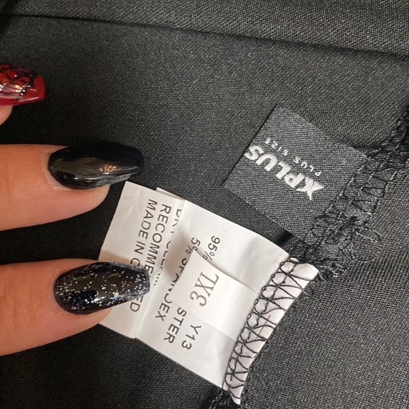 Plus size pink shorts - Picture 4 of 4